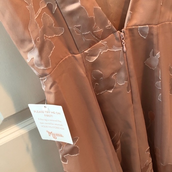 Show me Your Mumu Jenn Maxi Dress - Picture 13 of 16